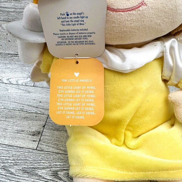 Brand NWT Hallmark Mary's Angels Signing Angel Plush w/Sound & Light - Picture 3 of 6